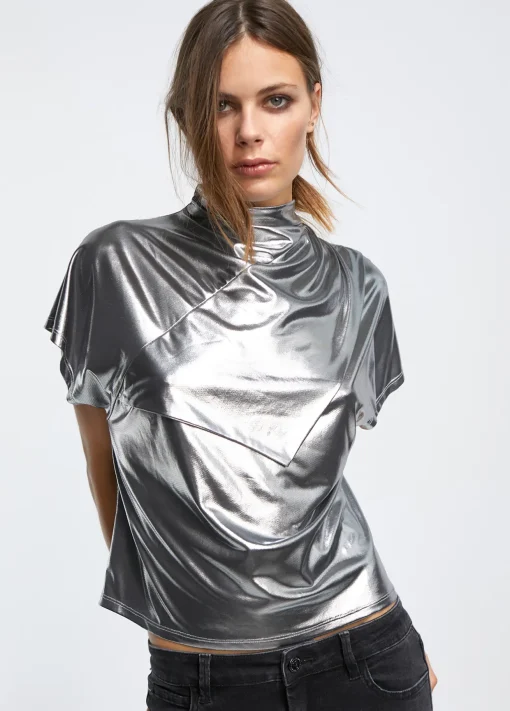 Camiseta laminada plata