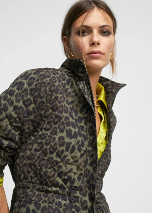 Chaqueta animal print
