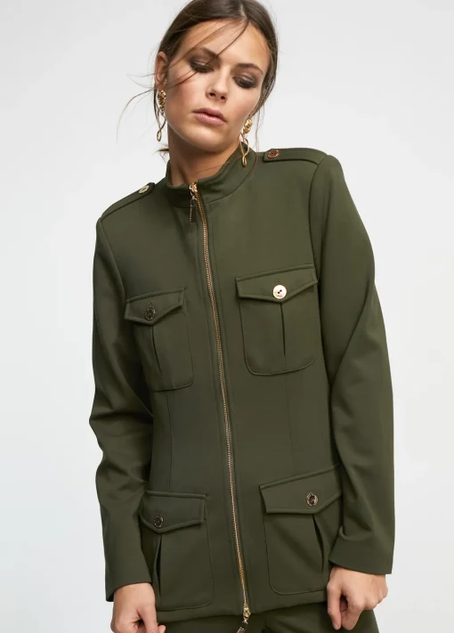 Chaqueta con cremallera