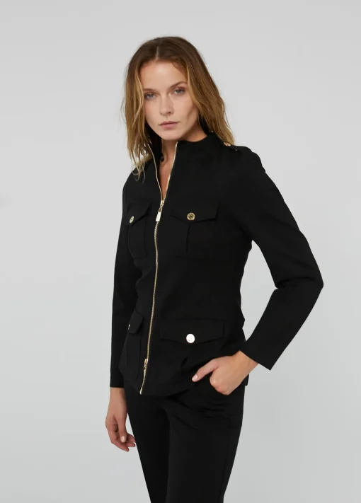 Chaqueta con cremallera