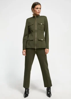 Chaqueta con cremallera