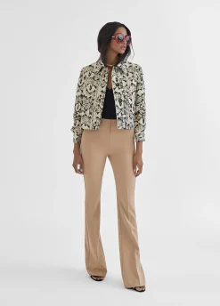 Chaqueta corta animal print