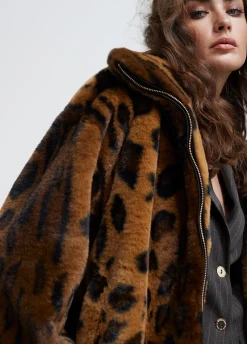 Chaqueta de pelo animal print
