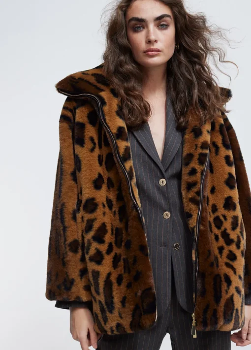 Chaqueta de pelo animal print