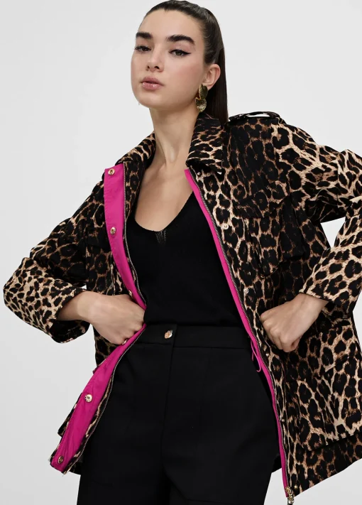 Chaqueta en print animal