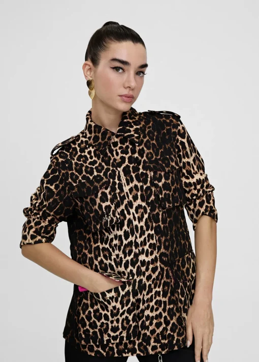 Chaqueta en print animal