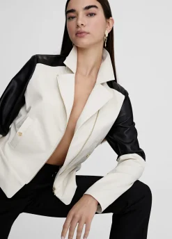 Chaqueta tipo perfecto