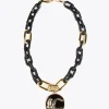Collar con medallón