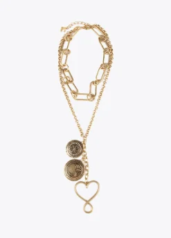 Collar doble con colgantes