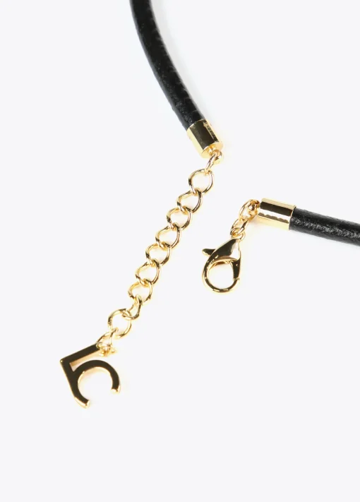 Collar gargantilla medalla