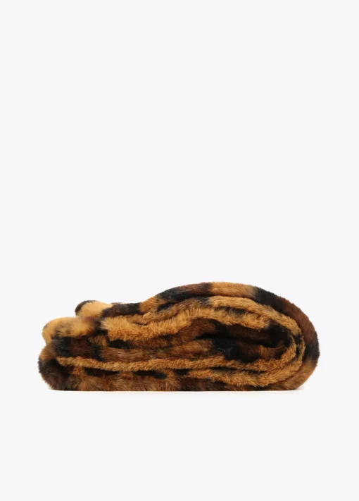 Cuello animal print