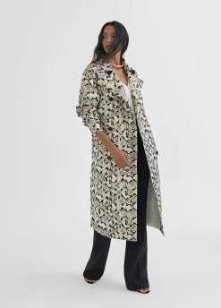 Gabardina efecto serpiente