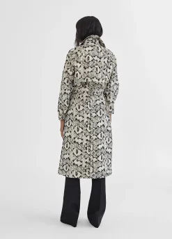 Gabardina efecto serpiente