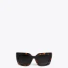 Gafas de sol fabricadas en acetato con forma cuadrada. Varillas personalizadas.