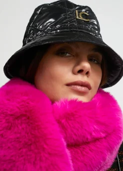 Gorro tipo bucket acolchado