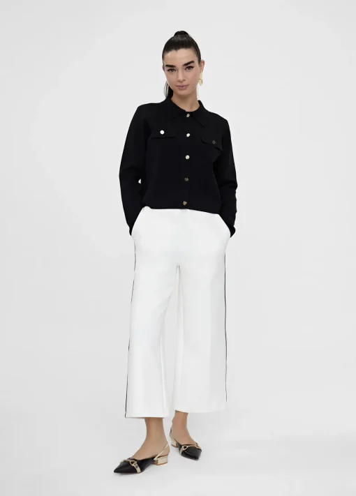 Pantalón blanco con vivo