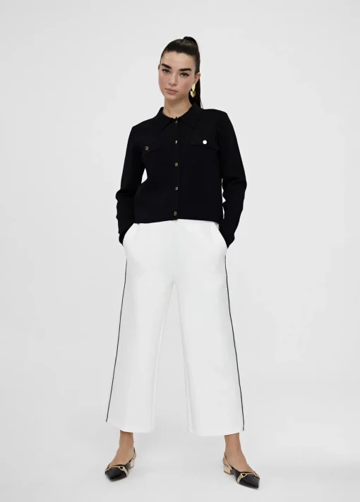 Pantalón blanco con vivo