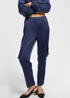 Pantalón cargo satinado