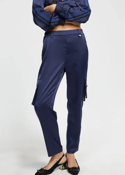 Pantalón cargo satinado