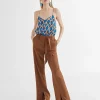 Pantalón cinturón y aberturas