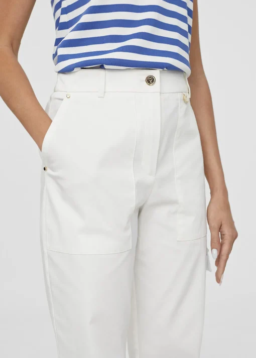 Pantalón con bolsillos