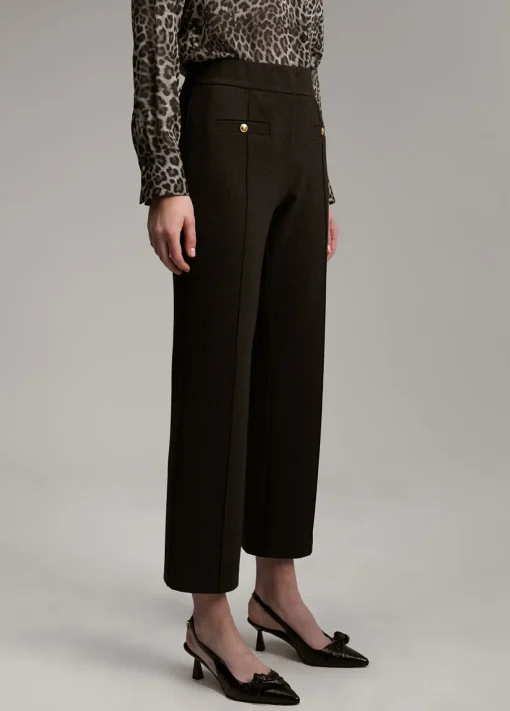 Pantalón detalle botón