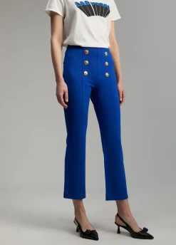 Pantalón detalle botones