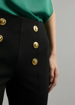 Pantalón detalle botones