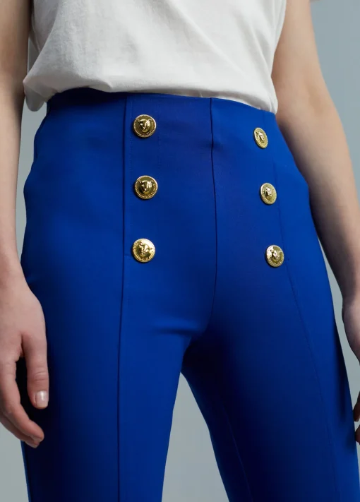 Pantalón detalle botones