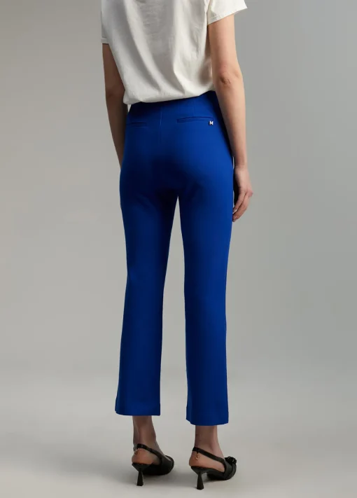 Pantalón detalle botones