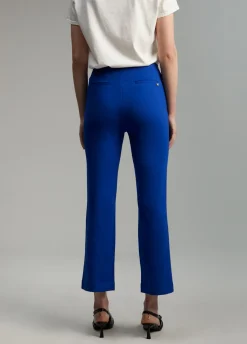 Pantalón detalle botones