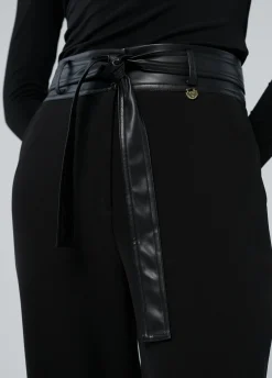 Pantalón detalle cintura