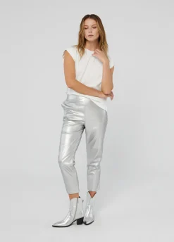 Pantalón plateado