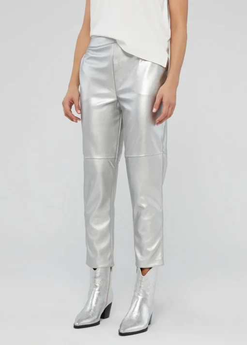 Pantalón plateado