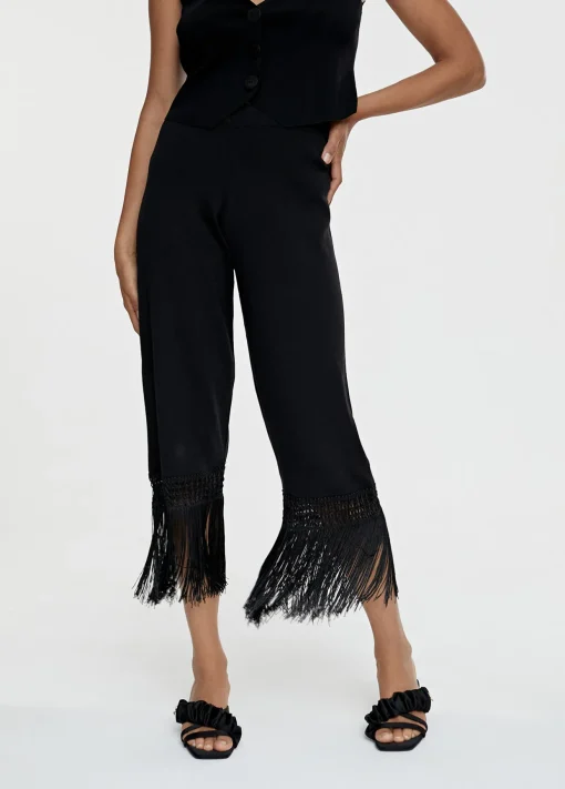 Pantalón punto flecos