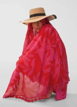 Pareo fucsia y rojo.