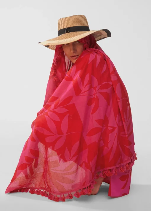 Pareo fucsia y rojo.