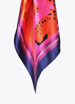 Pañuelo leopardo y logo