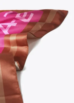 Pañuelo satinado estampado