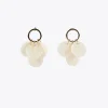 Pendientes piezas nacaradas