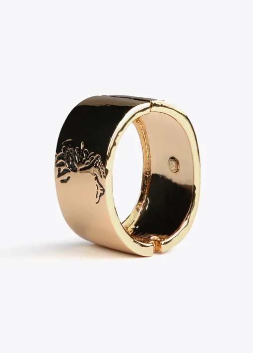 Pulsera rígida