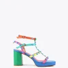 Sandalia de tacón con tiras multicolor