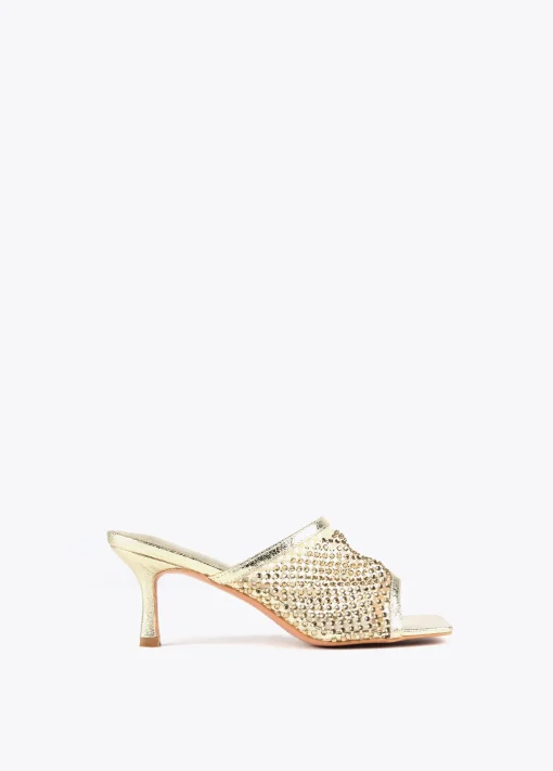 Sandalia de tacón y malla de strass