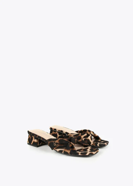 Sandalia estampado animal