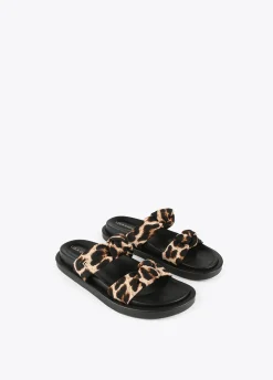Sandalia plana tiras estampado animal