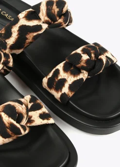 Sandalia plana tiras estampado animal