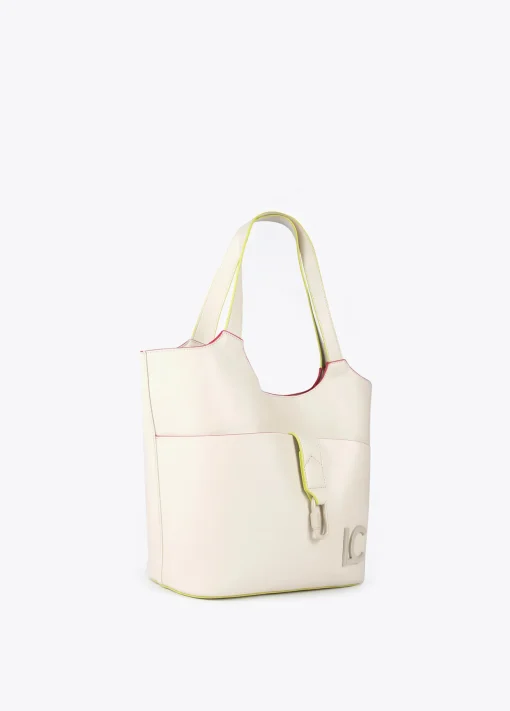 Shopper crudo detalles contraste