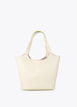 Shopper crudo detalles contraste