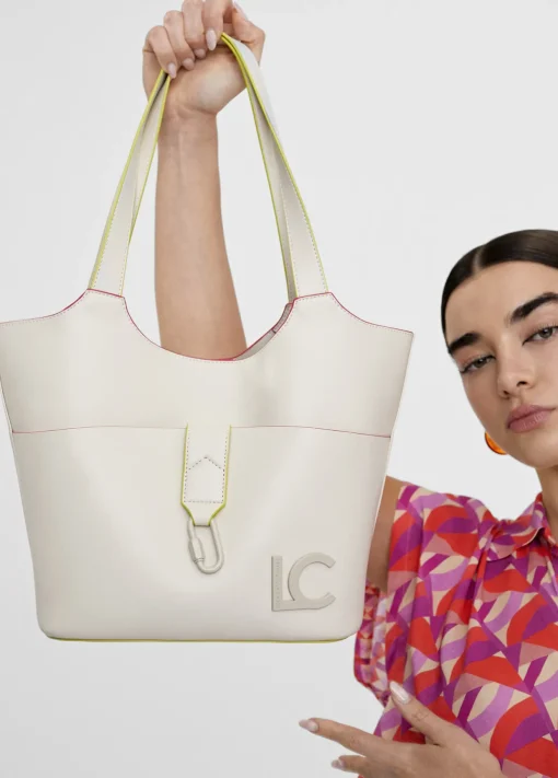 Shopper crudo detalles contraste