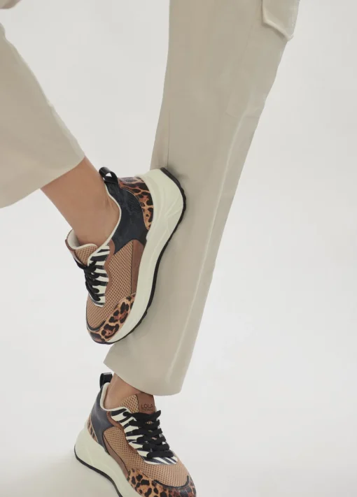 Sneakers animal print rejilla |  COLECCIÓN LOLA | Lola Casademunt